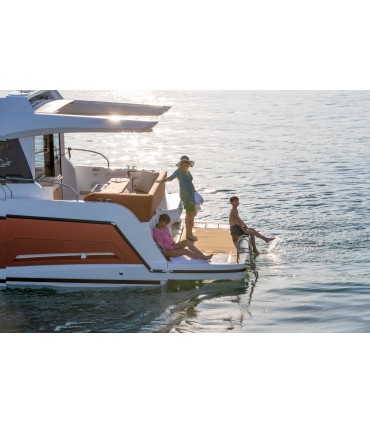 Sealine C430